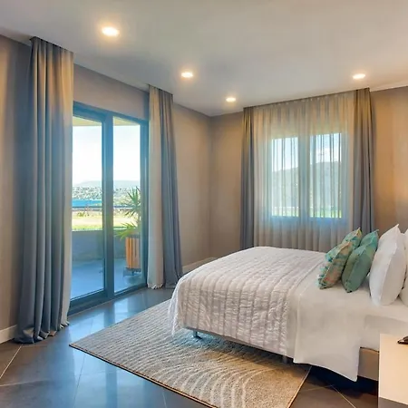 Sunset Villa