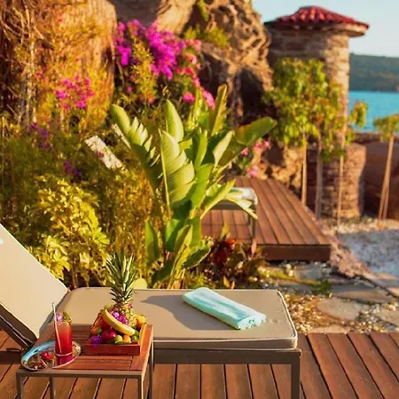 Sunset Villa